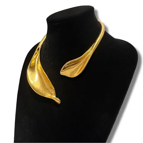 ZARA Golden Calla Lilly Statement Contemporary Hinge Choker ** GORGEOUS ** - Picture 8 of 11